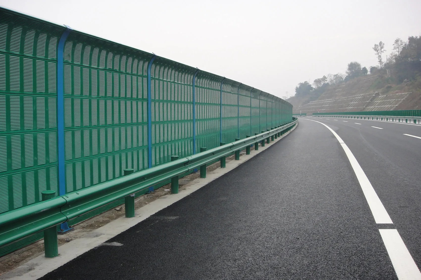 Metal Sound Barrier Wall for Highway and Railway Noise Reduction